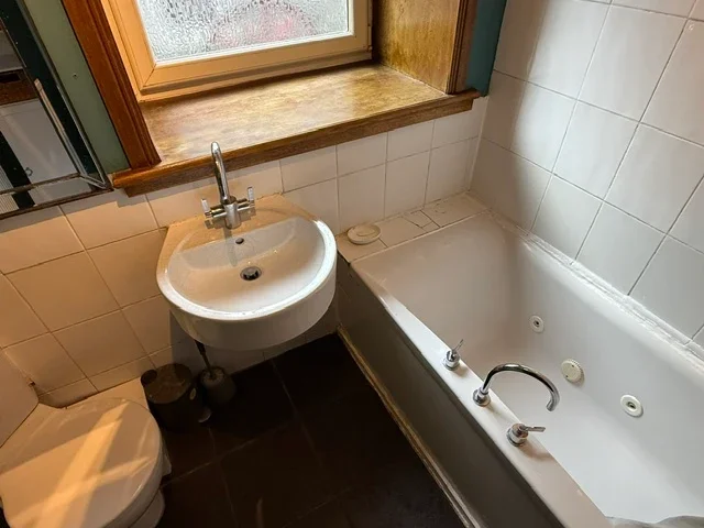 Flat Kincorth Place in Aberdeen City