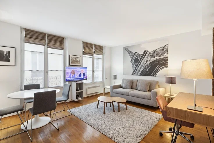 Flat Rue Saint-Sauveur in Paris