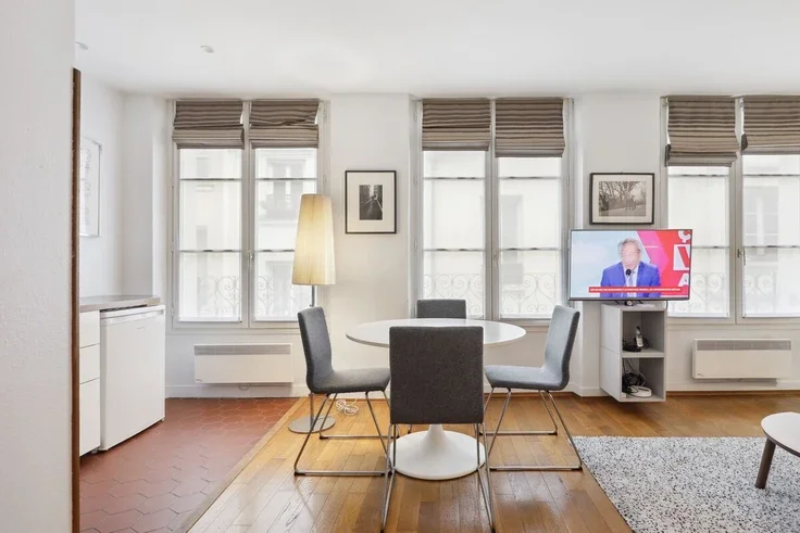 Appartement Rue Saint-Sauveur à Paris