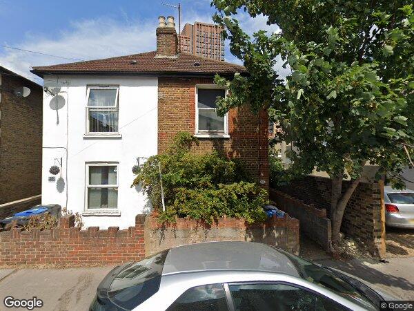 Room Wandle Road in Greater London