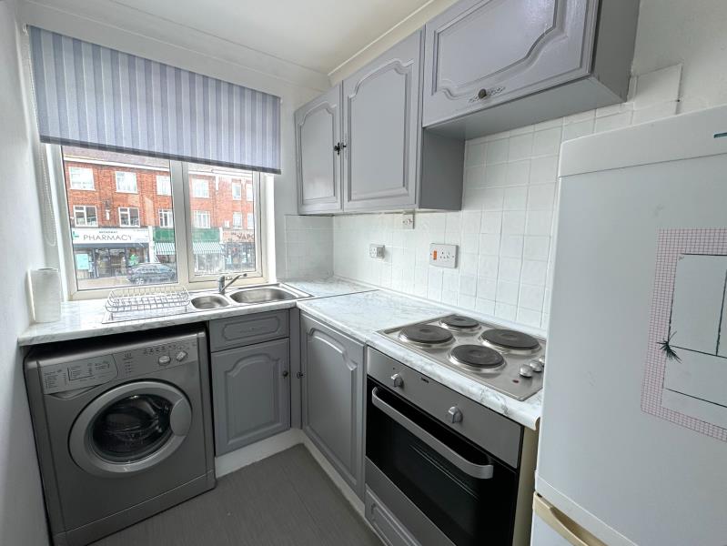 Flat Kingston Road in Borough of Spelthorne