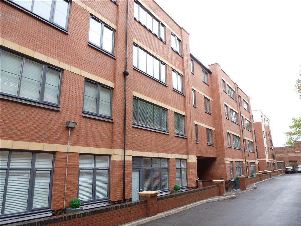 Flat Mint Drive in Birmingham
