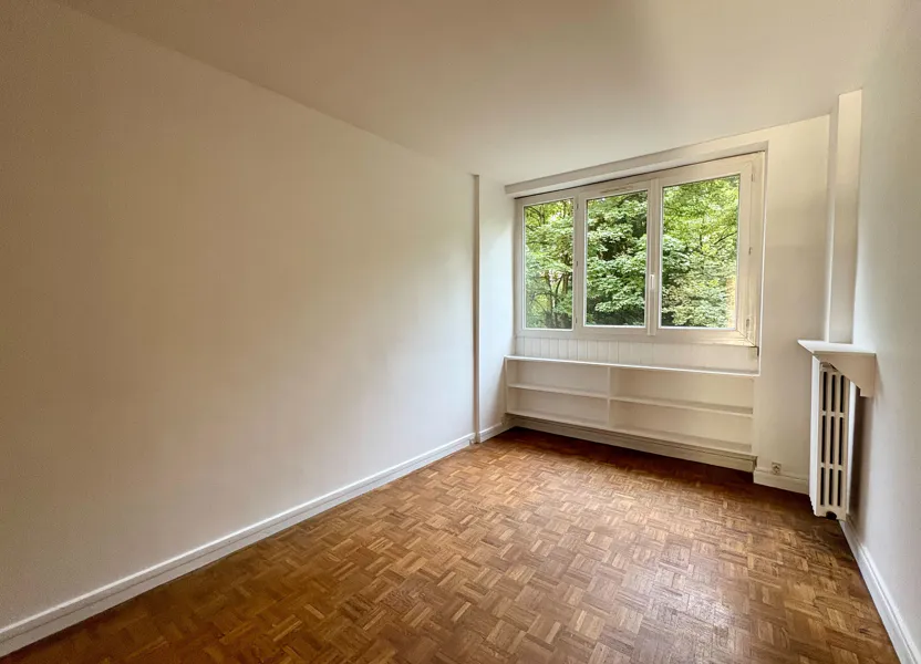 Appartement Rue de Montempoivre à Paris