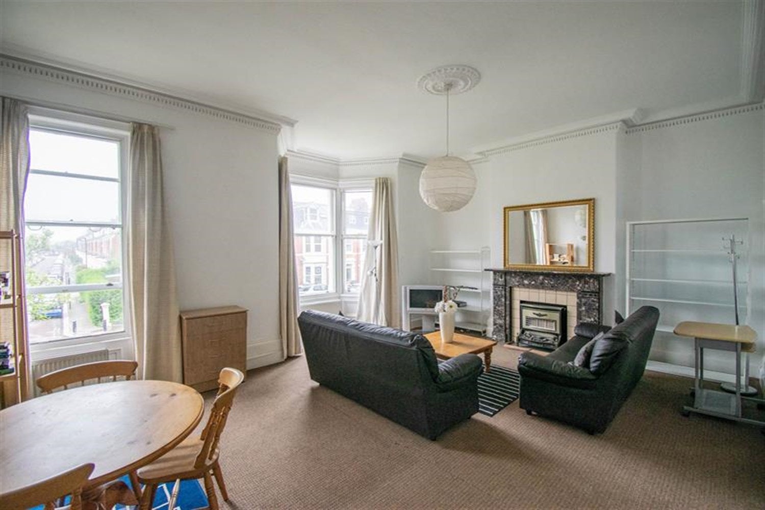 Flat Osborne Road in Newcastle upon Tyne