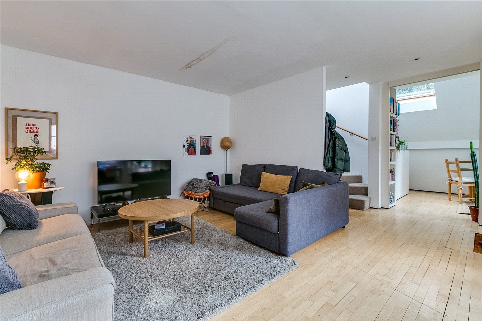 House Landor Road in Greater London