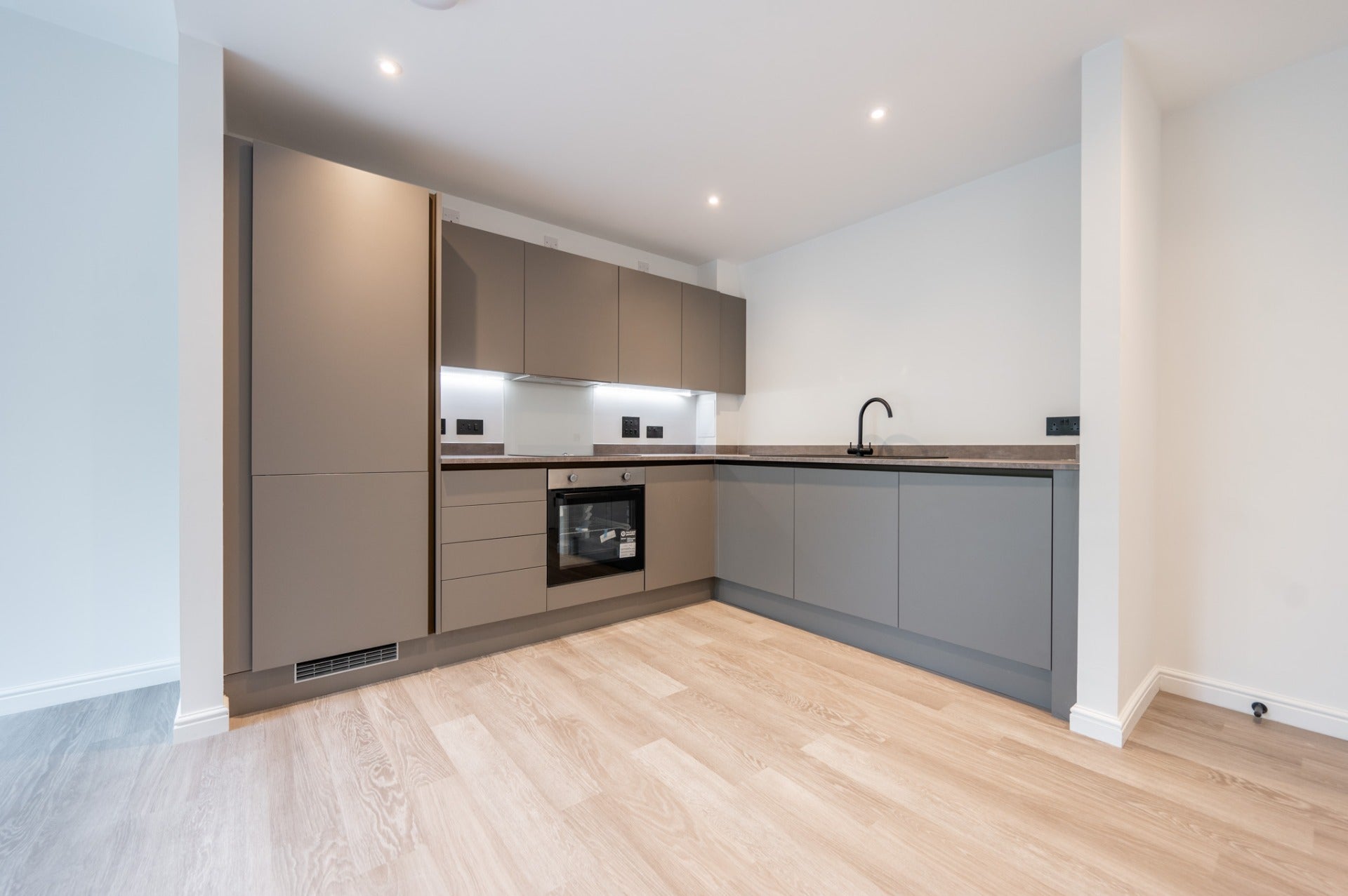 Flat Maxwellton Road in Paisley