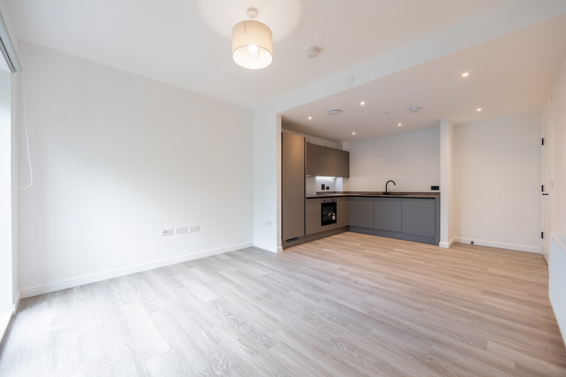 Flat Maxwellton Road in Paisley