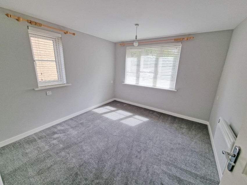 Flat Gardeners End in Rugby