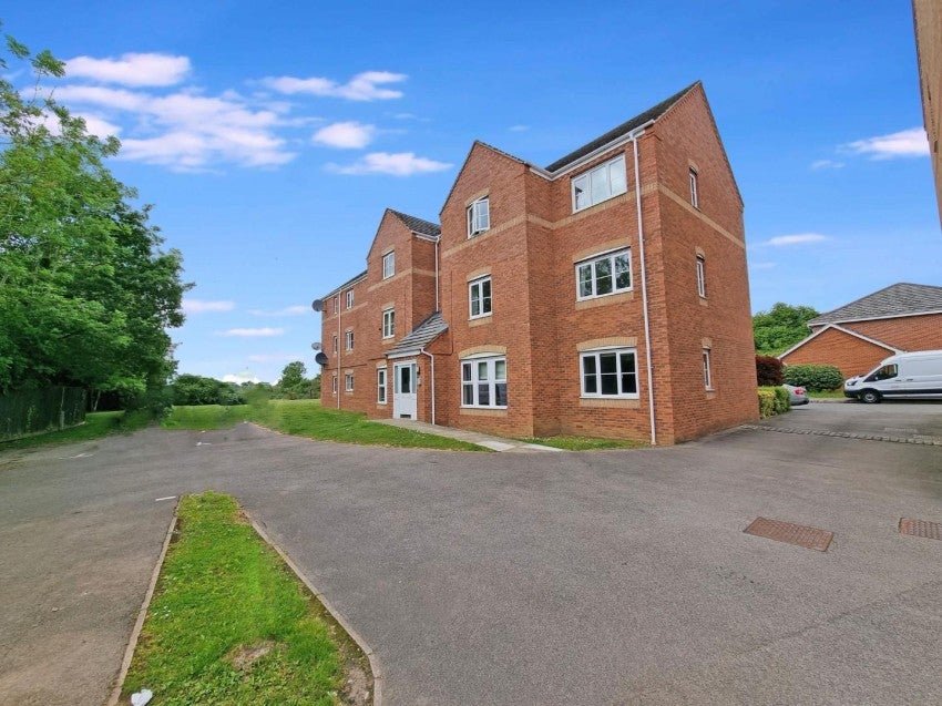 Flat Gardeners End in Rugby