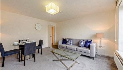 Flat Fulham Road in Greater London