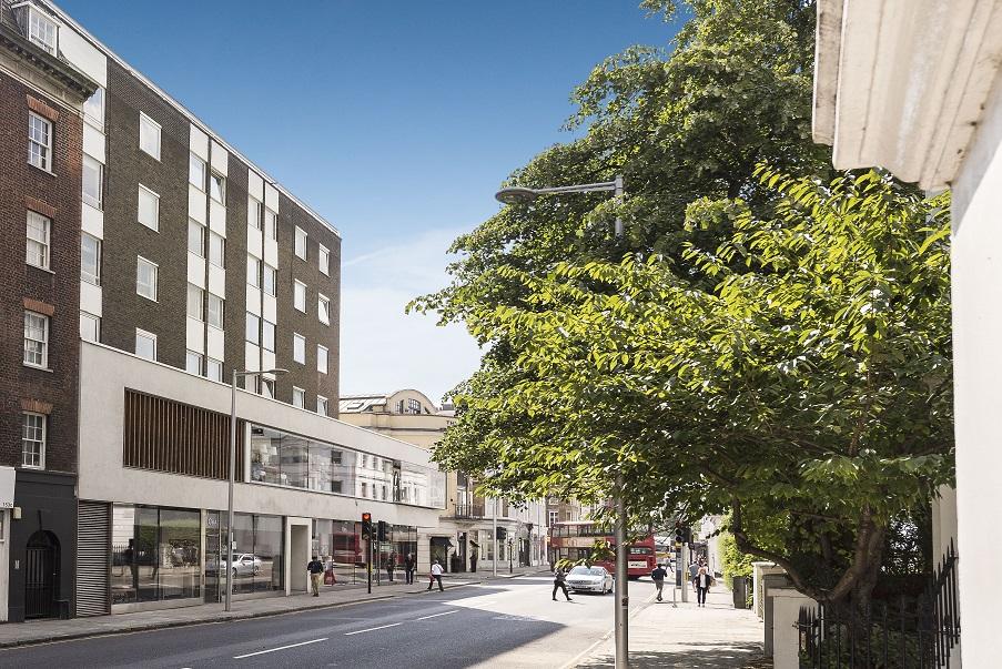Flat Fulham Road in Greater London