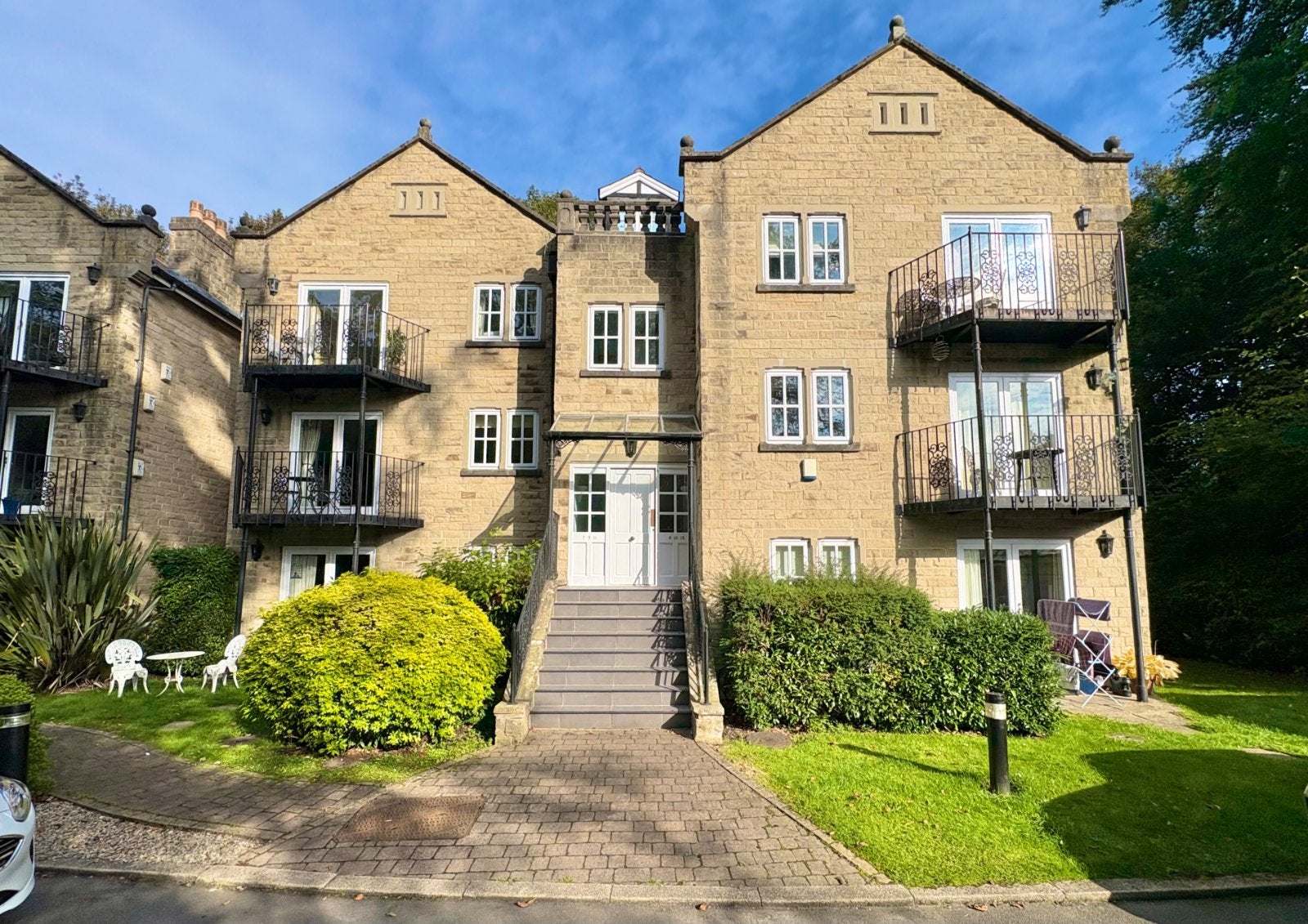 Flat Quarry Dene in Leeds