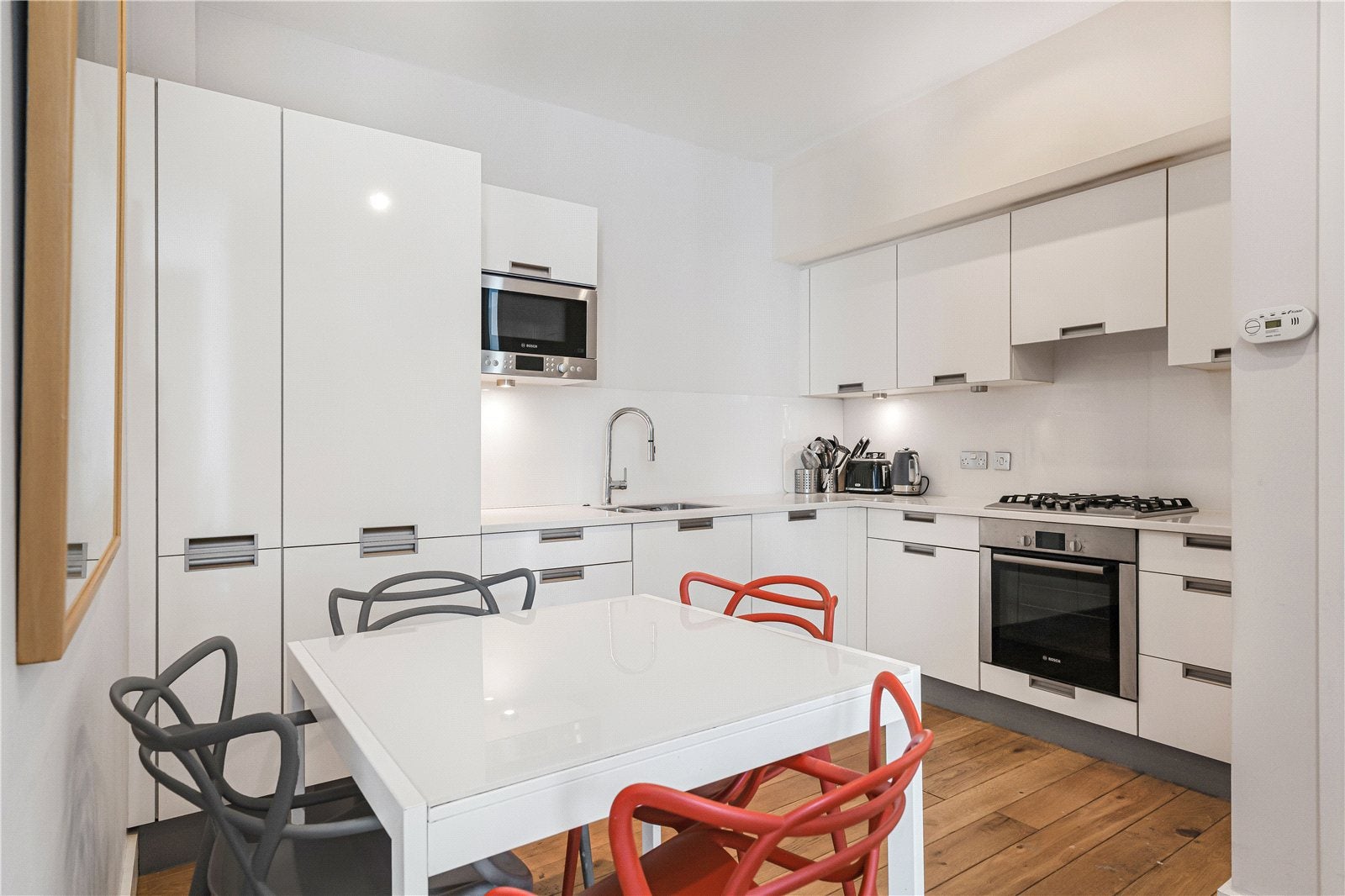 Flat Long Acre in City of Westminster