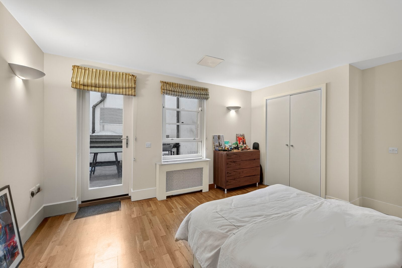 Flat King's Terrace in Greater London