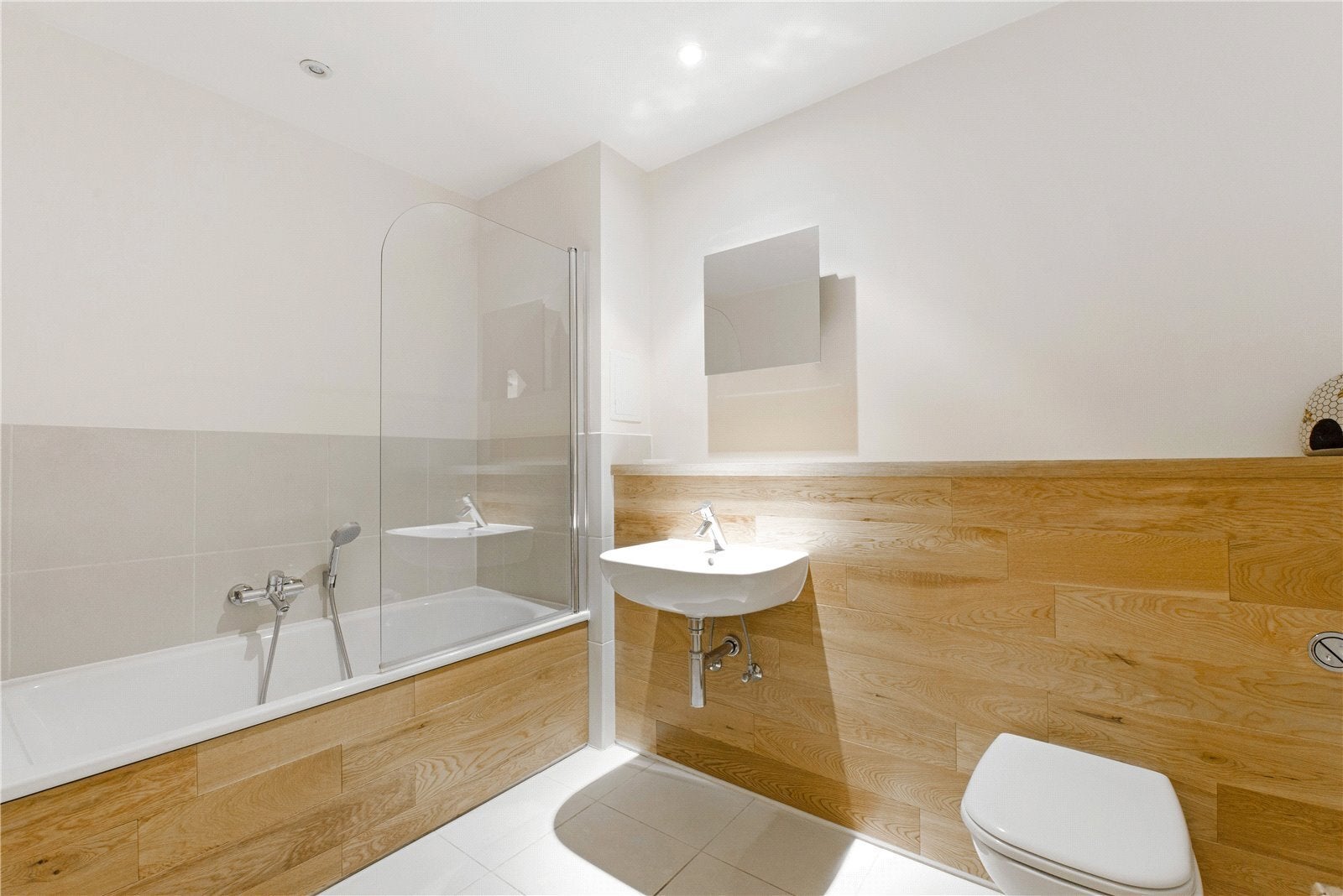 Flat King's Terrace in Greater London