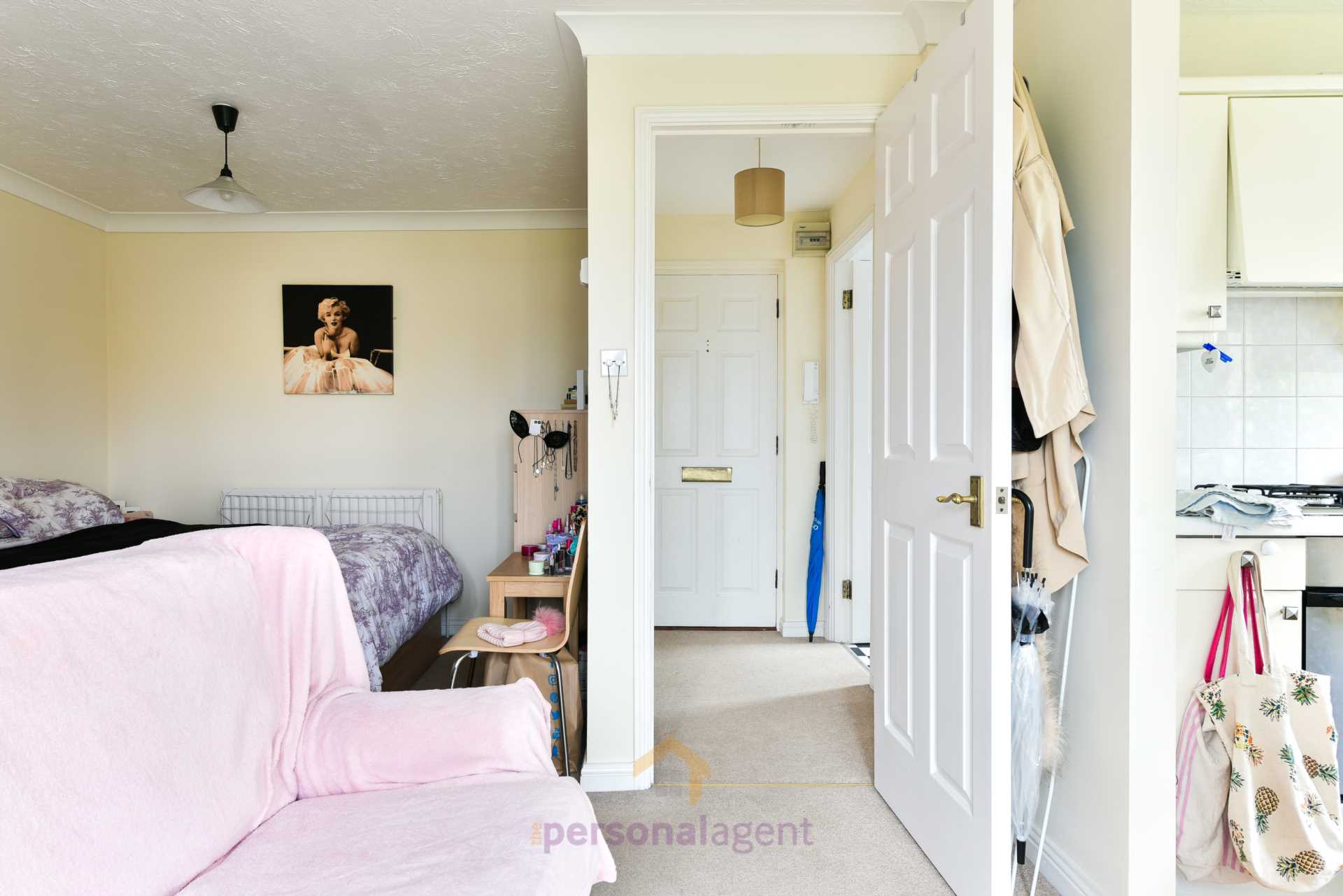 Flat Farriers Road in Epsom and Ewell