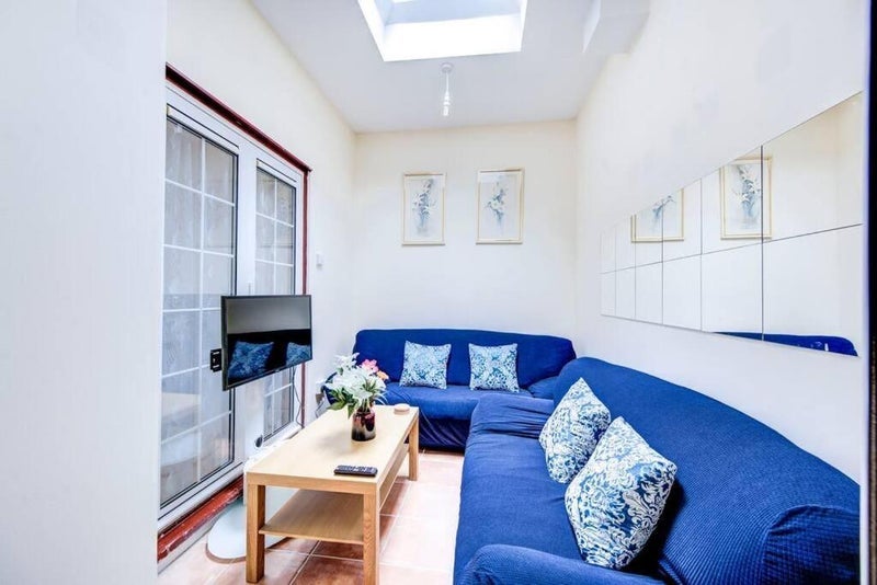 Room Ashmore Road in City of Westminster