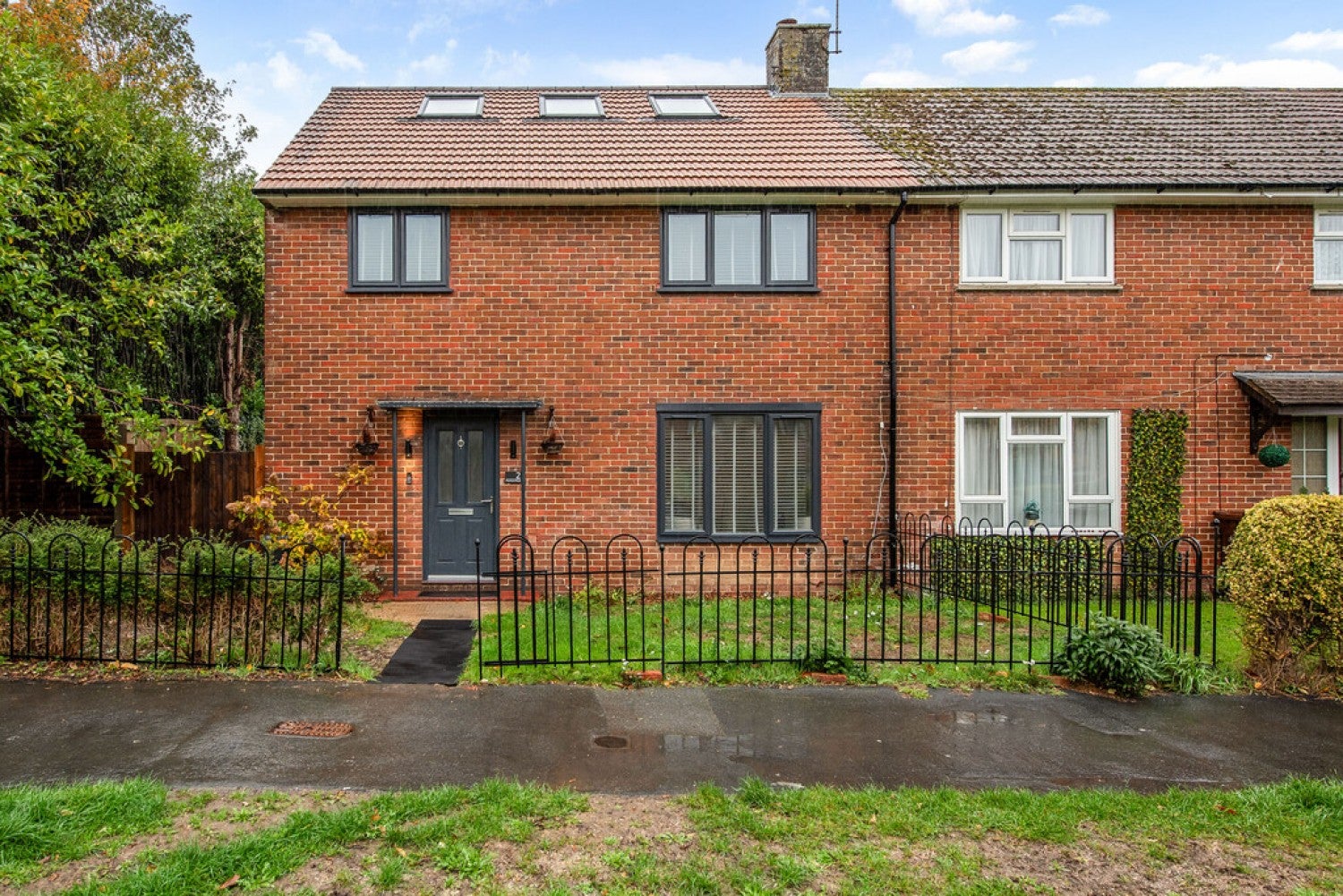 House Burnett Close in Winchester