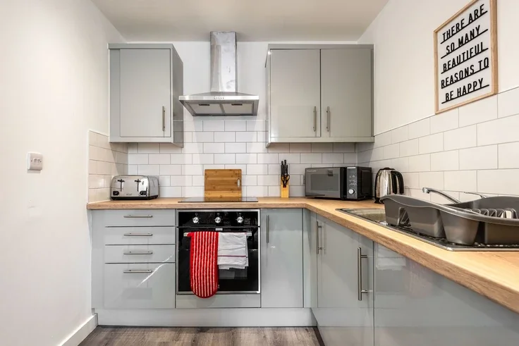 Flat Eastwood Lane in Rotherham