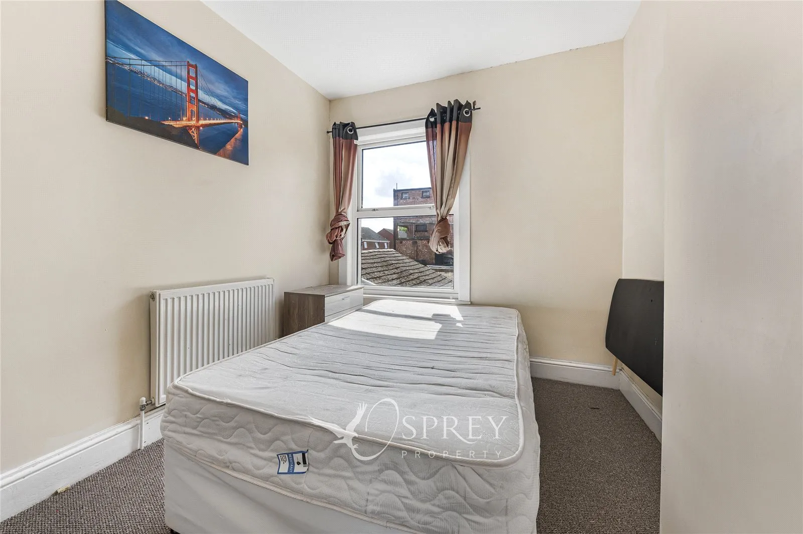 Room Russell Street in Kettering
