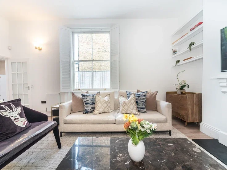 Flat Marylands Road in City of Westminster