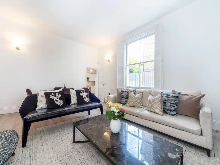 Flat Marylands Road in City of Westminster