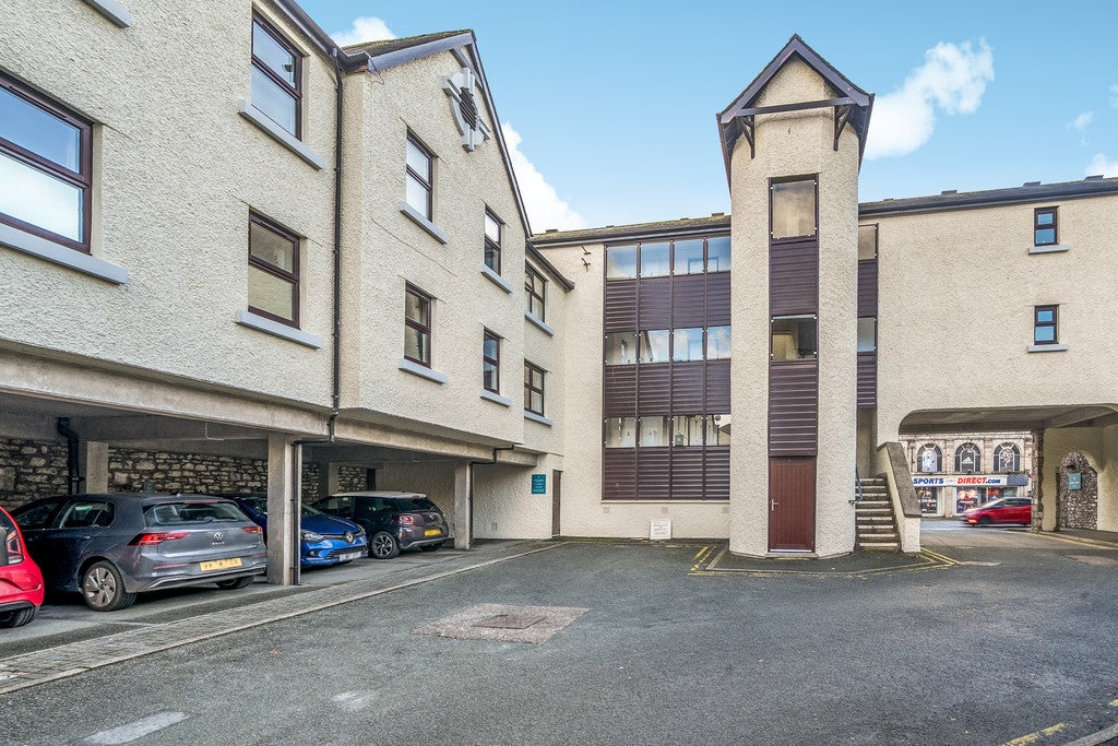 Flat Sandes Avenue in Kendal