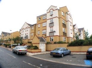 Flat Angelica Drive in Greater London