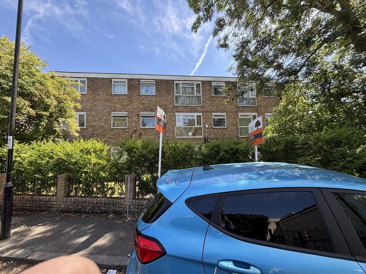 Flat Sunny Bank in Greater London