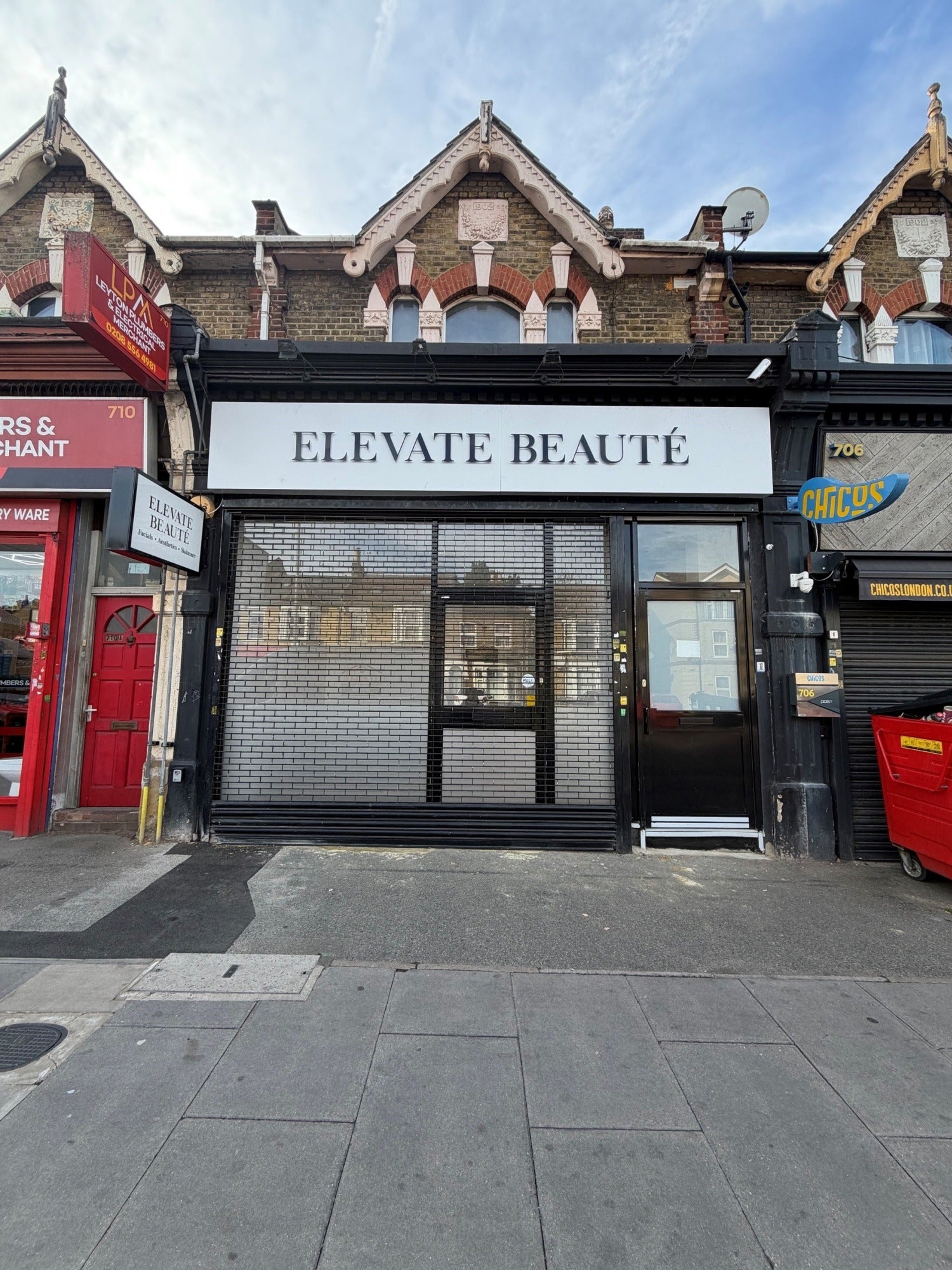 Flat Lea Bridge Road in Greater London