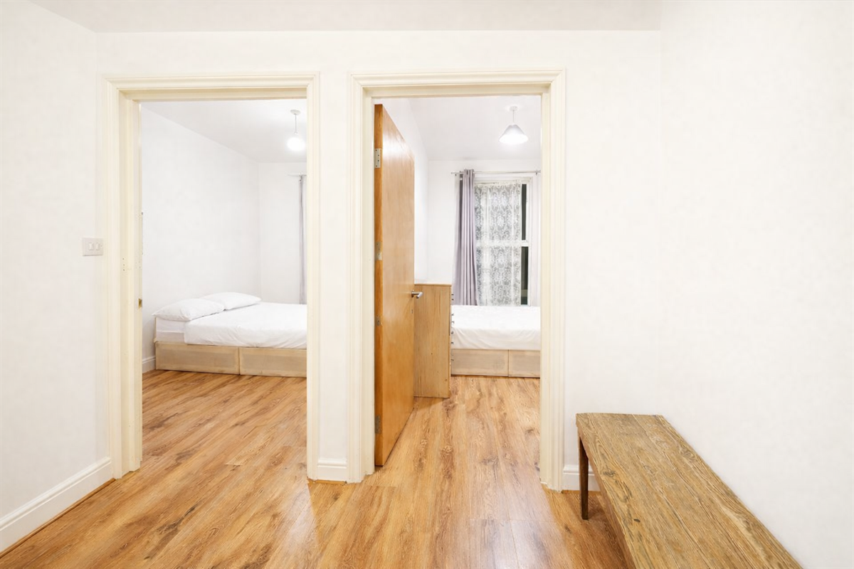 Flat Arthur Road in Greater London