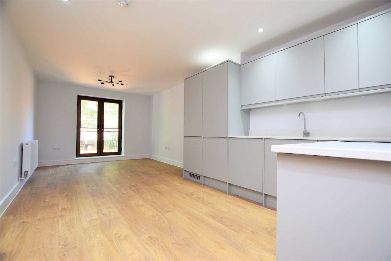 Flat Cottage Place in Chelmsford