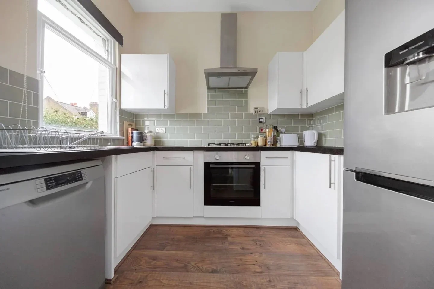 Flat Endlesham Road in Greater London
