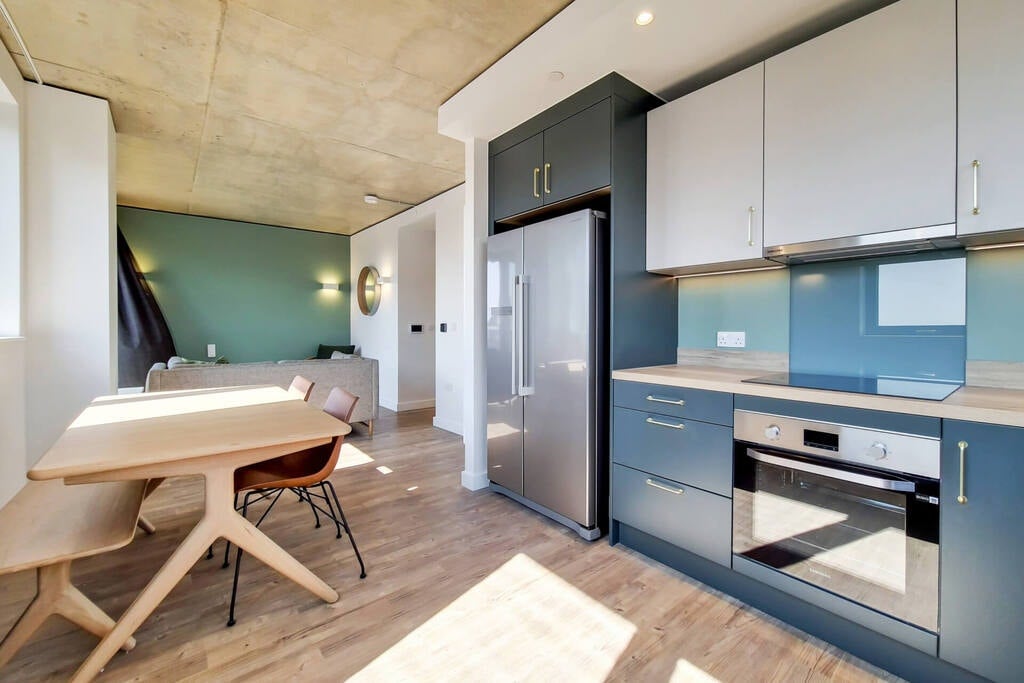 Flat First Way in Greater London