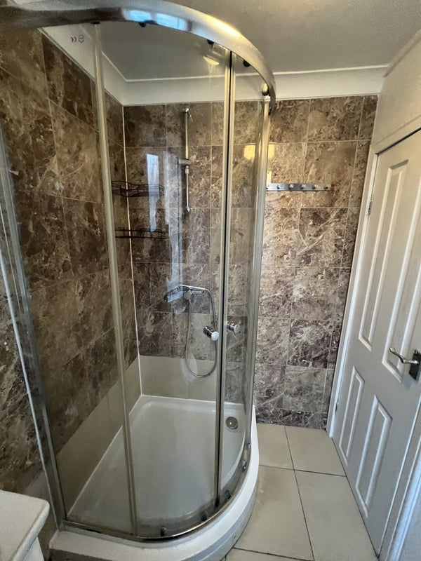 Room Willoughby Road in Greater London