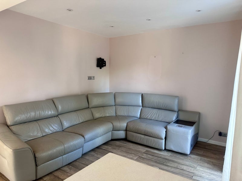 Room Cotswold Close in Charnwood