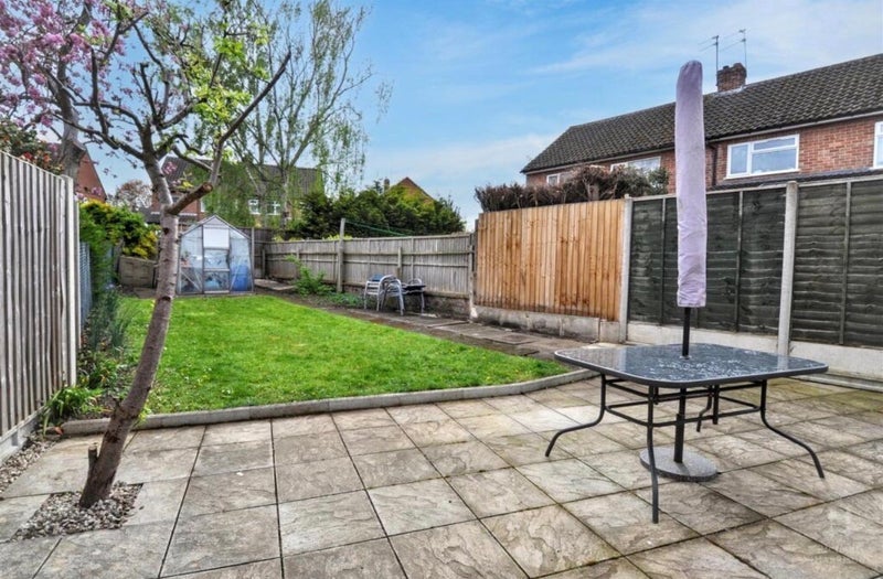 Room Cotswold Close in Charnwood