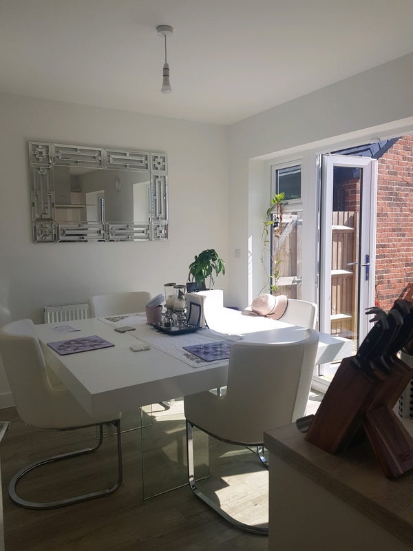 Room Cypress Road in Rugby