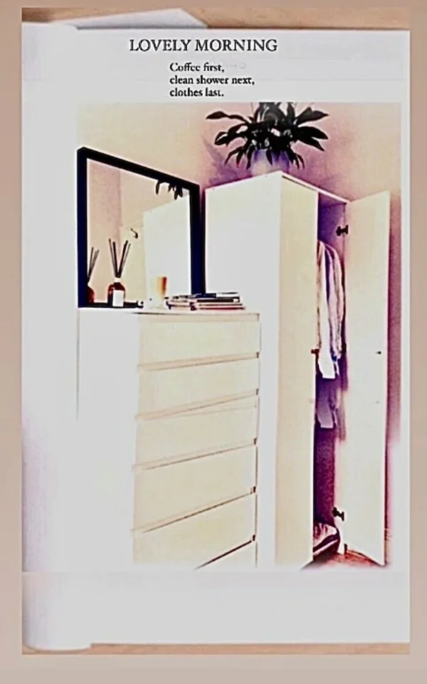 Room Harvist Road in Greater London