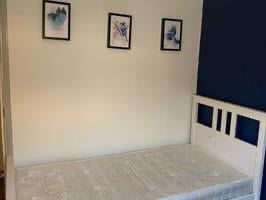Room Rutland Park in Greater London