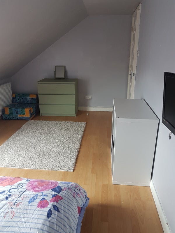 Room Broomlea Crescent in City of Edinburgh