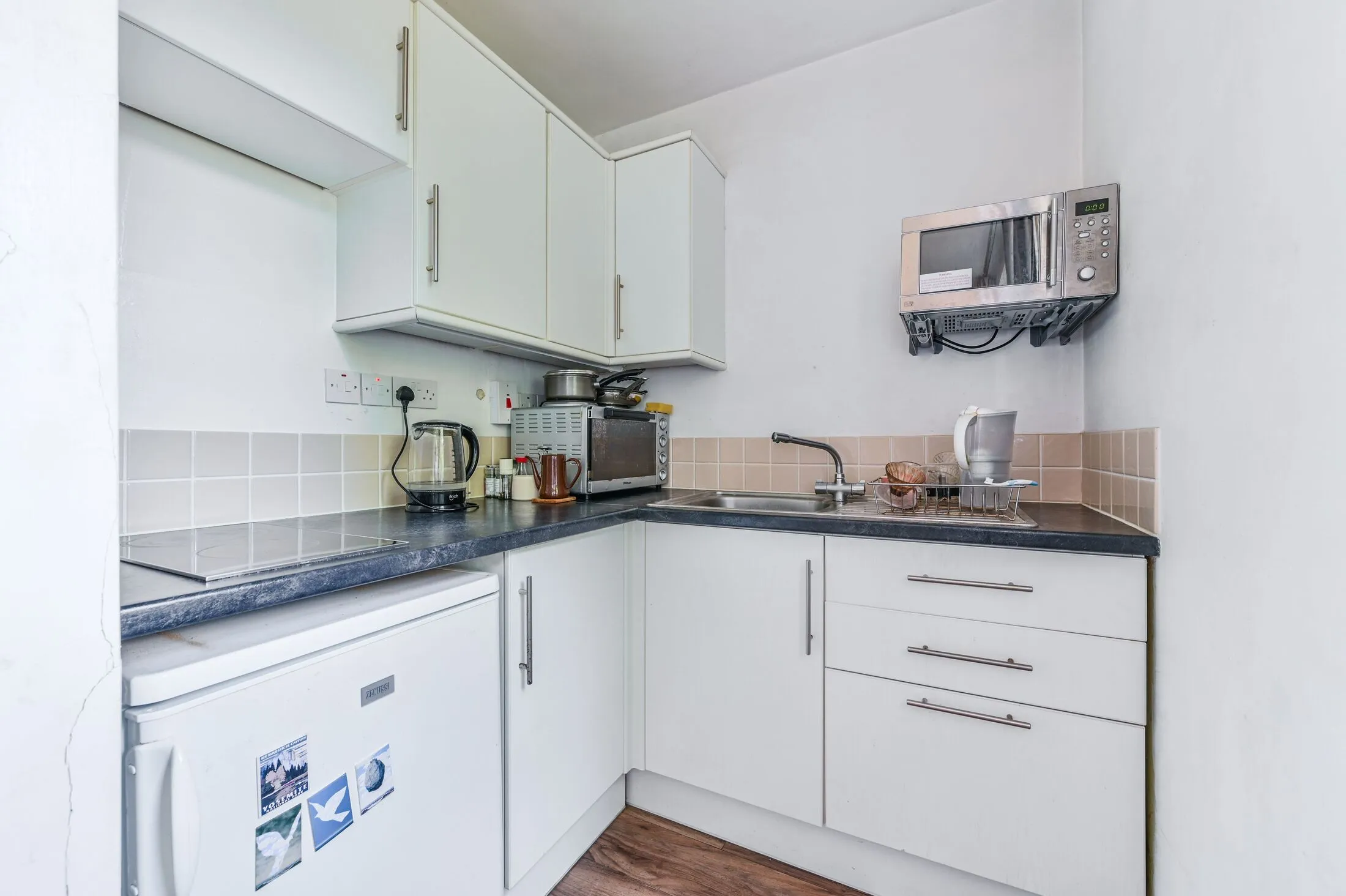Flat Kennings Way in Greater London
