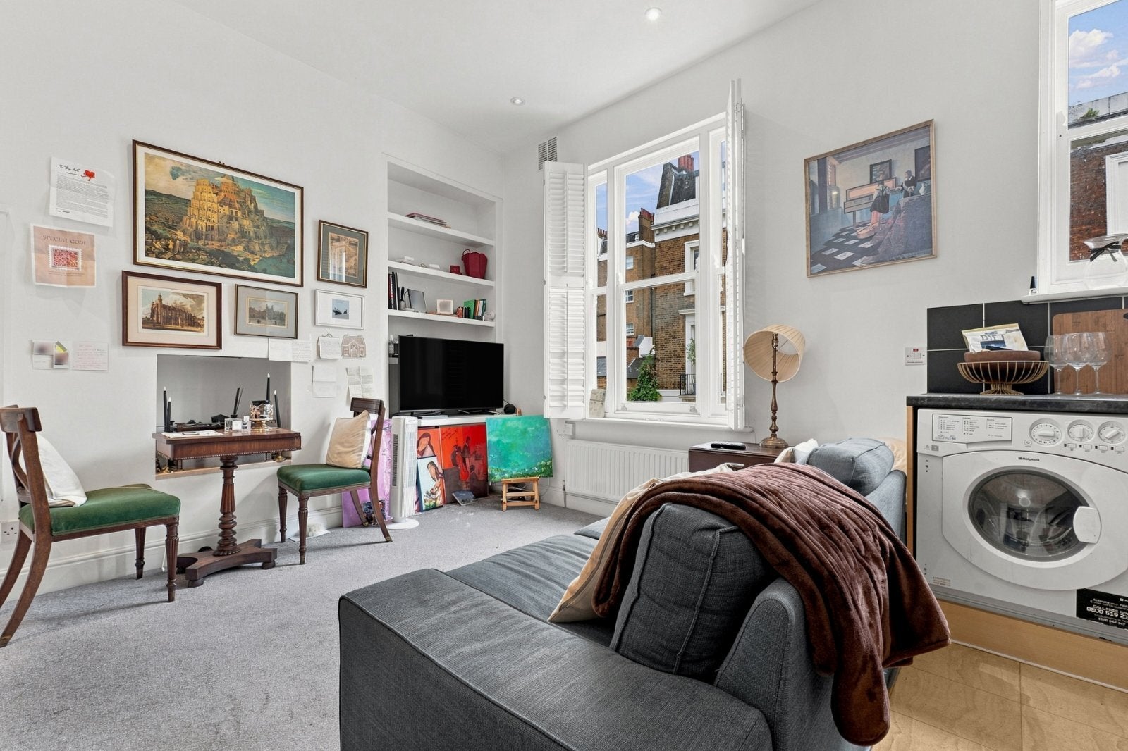 Flat Clarendon Street in City of Westminster