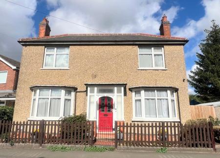 House Underwood Road in Rothwell