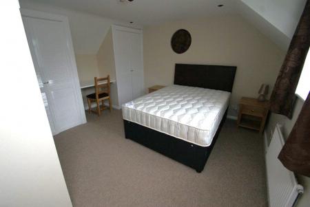 Room Weyhill Road in Test Valley
