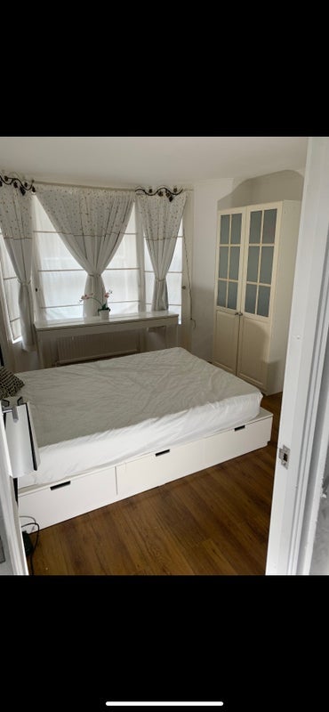Room Hatherley Grove in City of Westminster