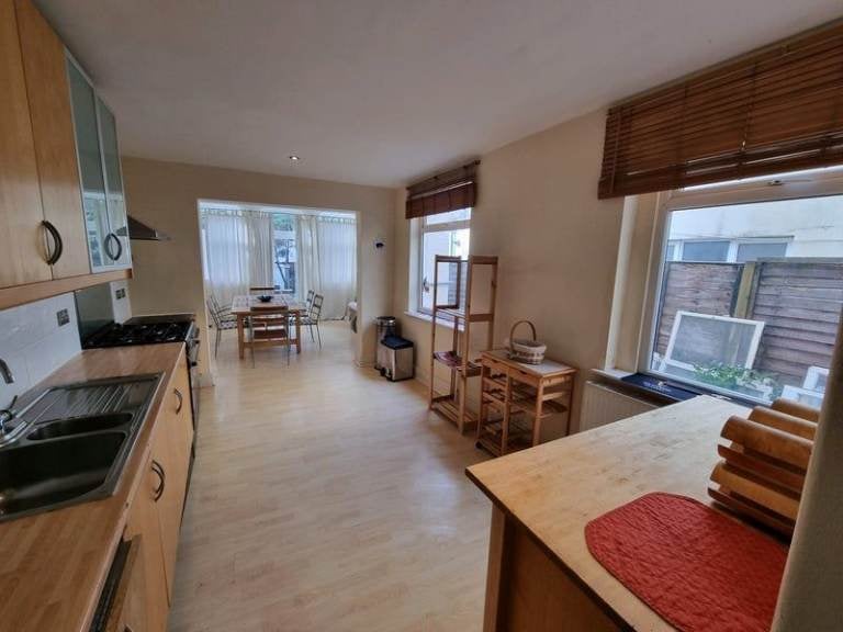 House Crewys Road in Greater London