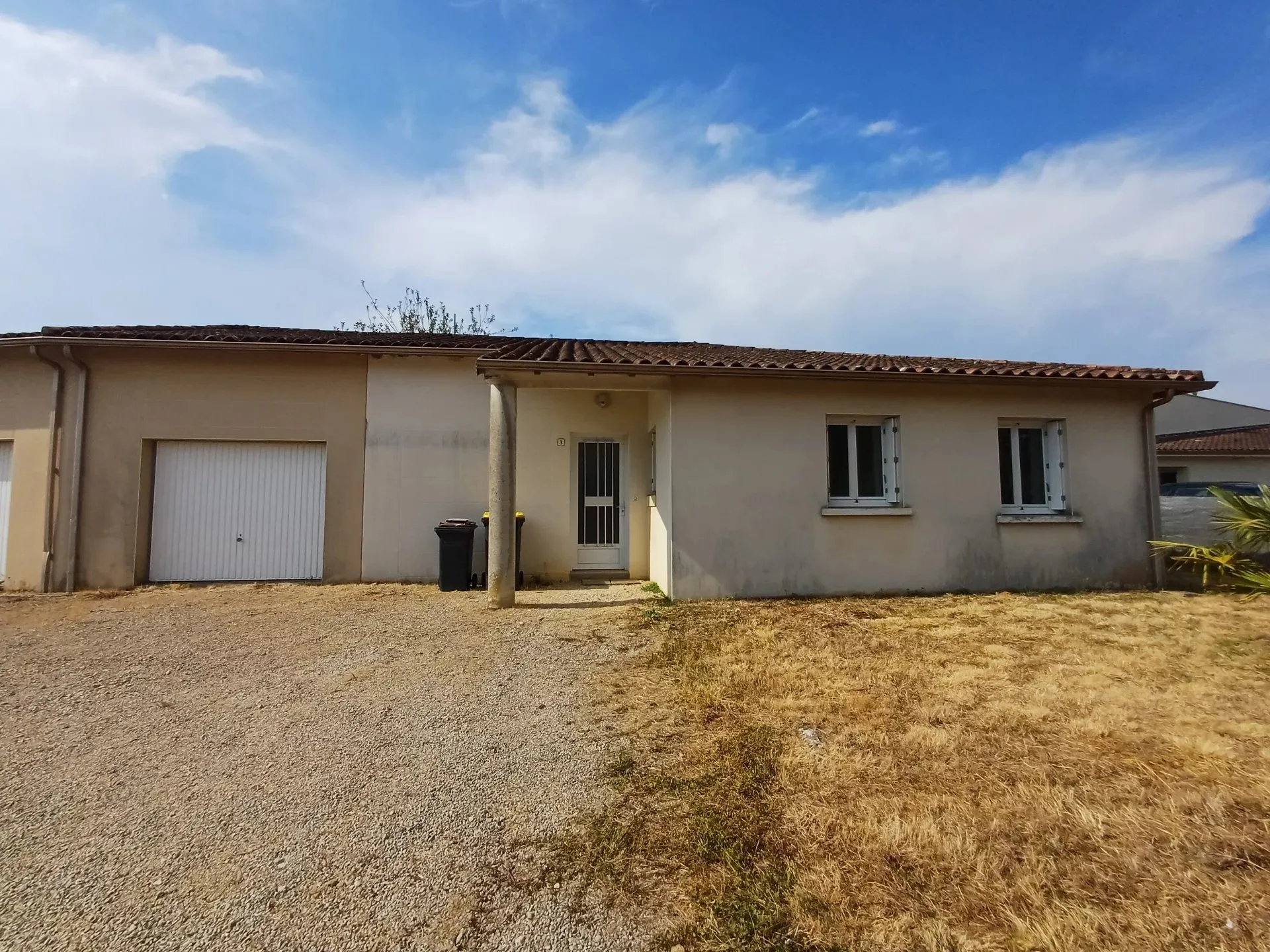 Maison Route de Vernon à Dienné