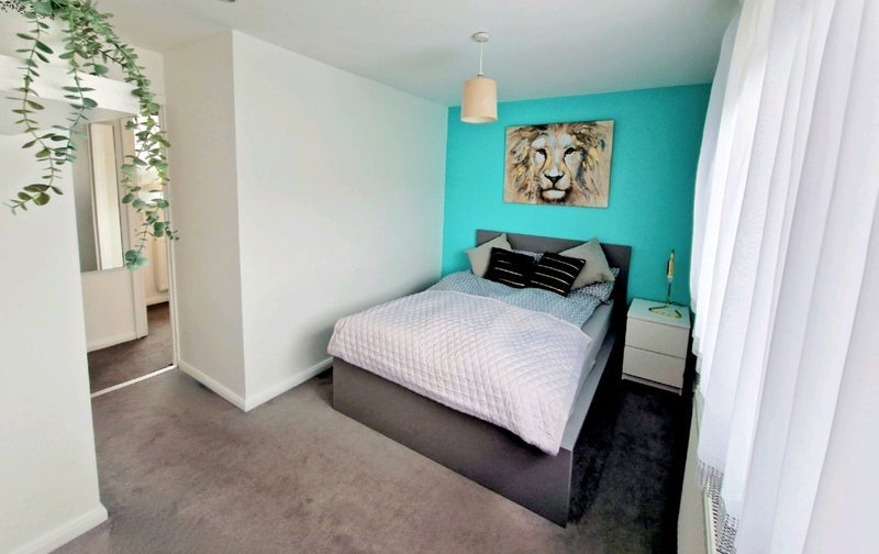 House Vale View in Nuneaton and Bedworth