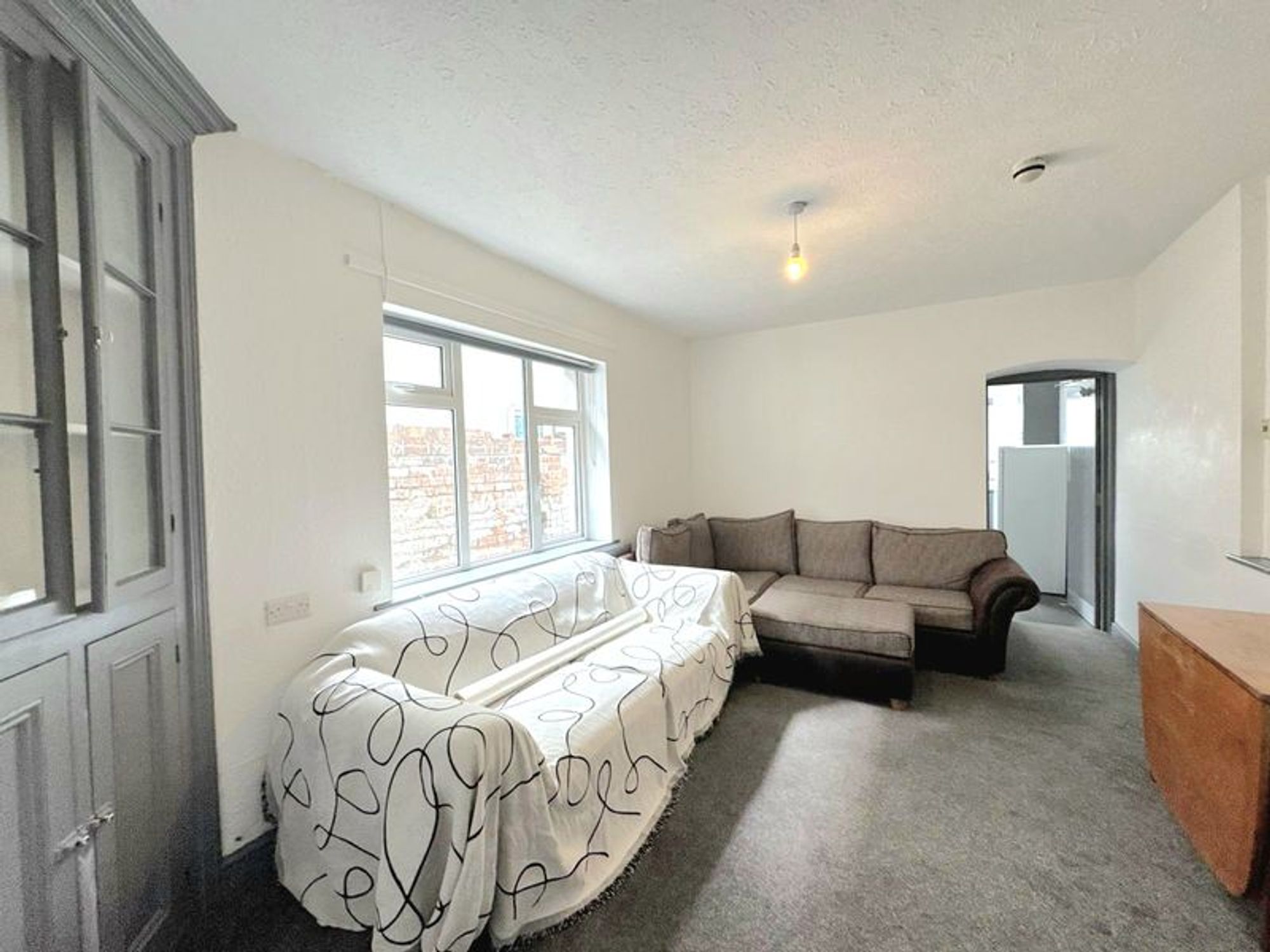 Room Mackintosh Place in Cardiff